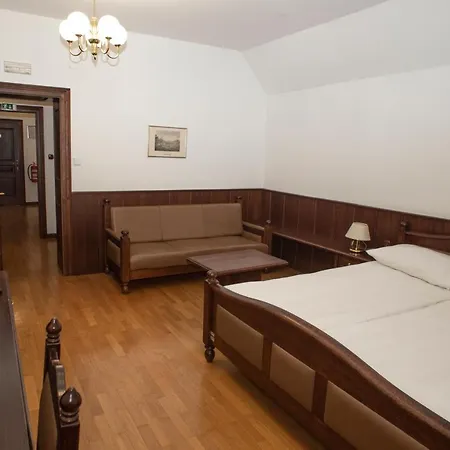 מלון Herberstein ולנז'ה